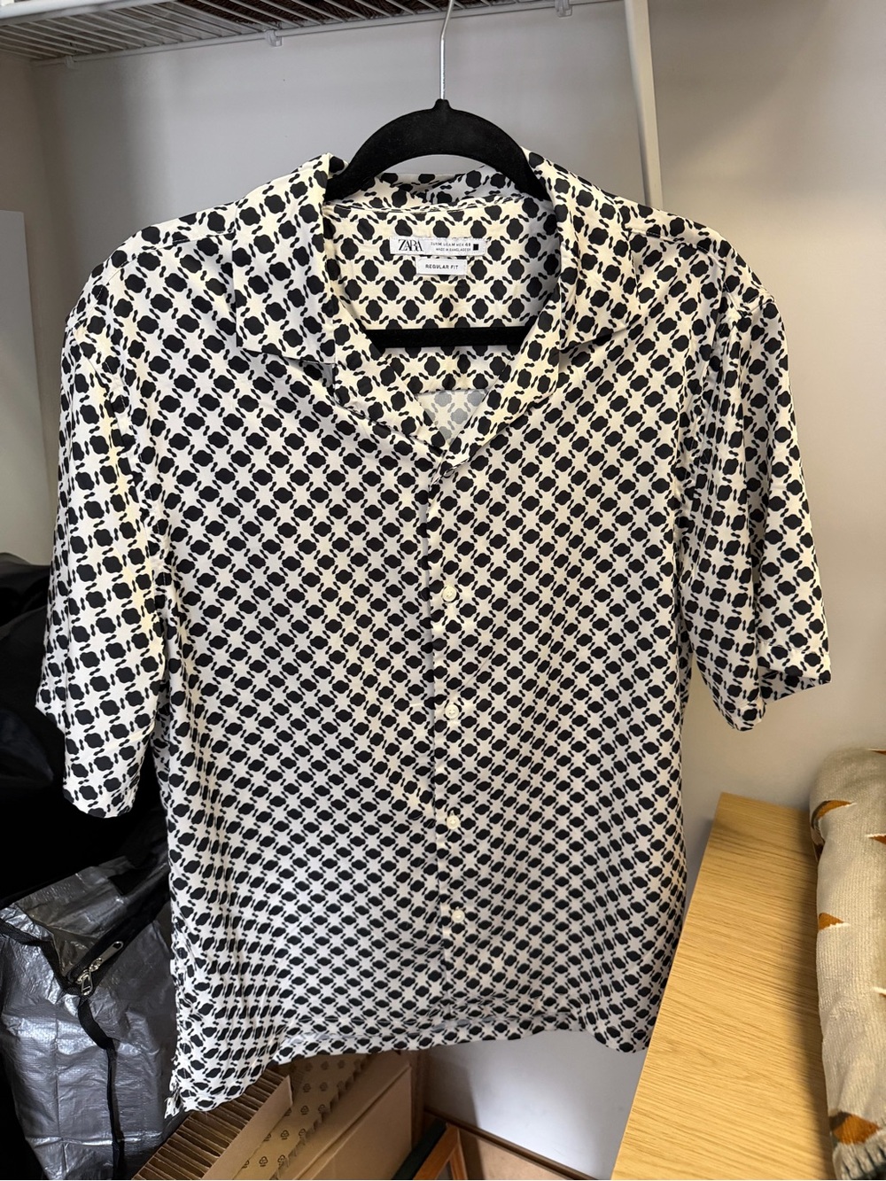 Zara Black and White Geometric Short-Sleeve Button-Down Shirt